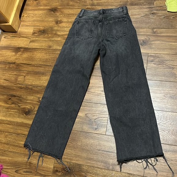 grey jeans - Picture 2 of 4